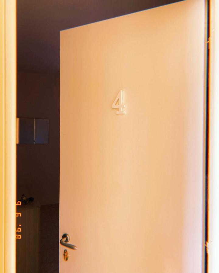 La Casa Del Giglio Hotel Albenga Ngoại thất bức ảnh
