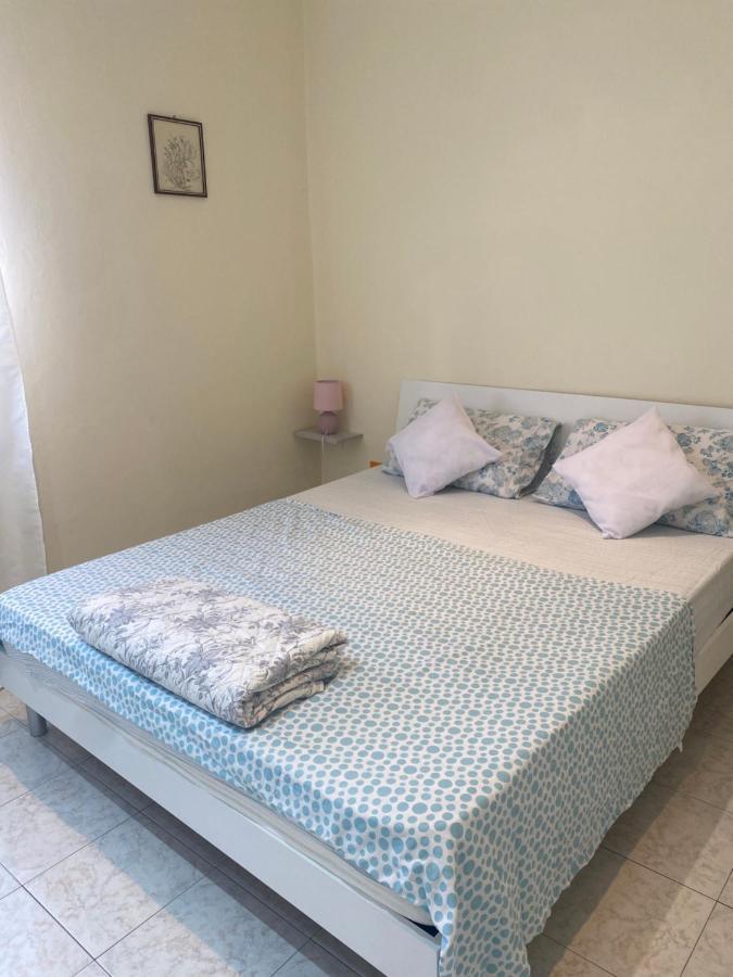 La Casa Del Giglio Hotel Albenga Ngoại thất bức ảnh